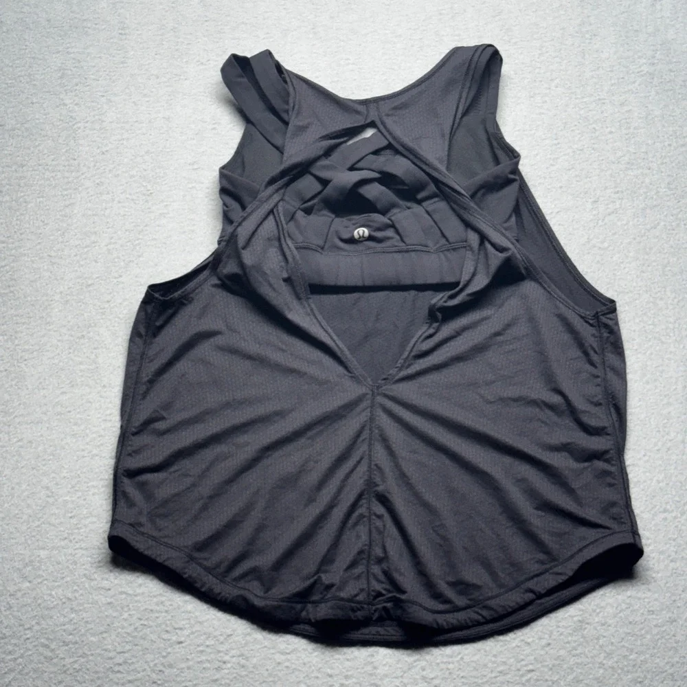 Lululemon 2-in-1 Tank Top Built-in Sports Bra Strappy Back Black Size 4 Yoga Gym